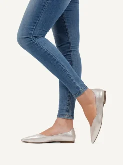 Leder-Ballerinas in Taupe