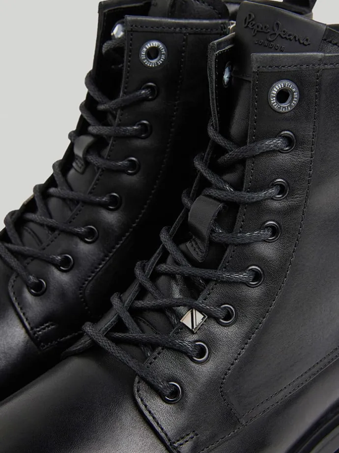 Leder-Boots "Trucker" in Schwarz
