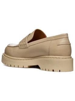 Leder-Mokassins in Beige