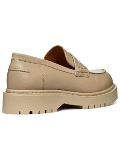 Leder-Mokassins in Beige