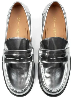 Leder-Mokassins in Silber