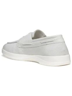 Leder-Mokassins in Weiß