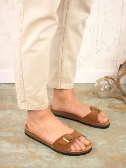 Leder-Pantoletten in Cognac