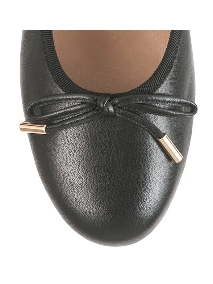 Leder-Pumps in Schwarz