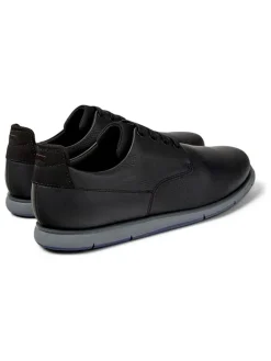 Leder-Schnürschuhe in Schwarz