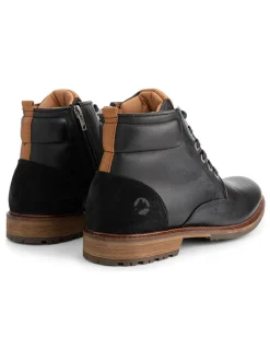 Leder-Schnürschuhe in Schwarz