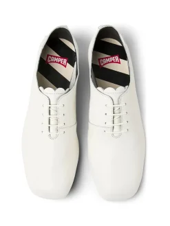 Leder-Schnürschuhe in Weiß