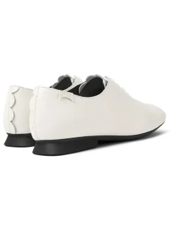 Leder-Schnürschuhe in Weiß