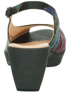 Leder-Spangenpumps in Schwarz