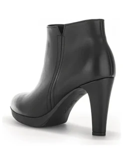 Leder-Stiefeletten in Schwarz