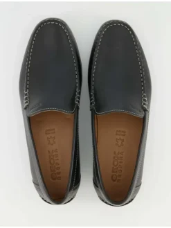 Mokassins in Schwarz