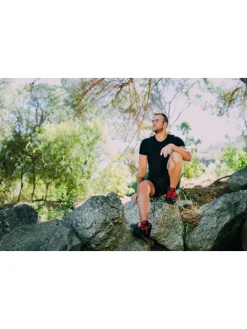 Outdoorschuhe Wanderschuh in Schwarz-Rot