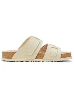 Pantoletten in Creme