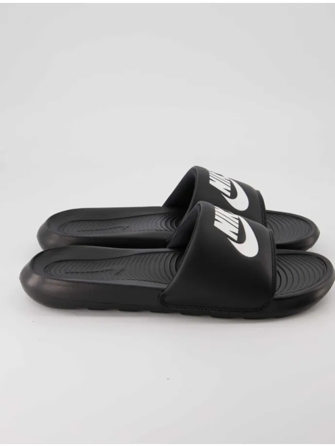 Pantoletten in Schwarz