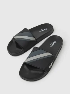 Pantoletten in Schwarz