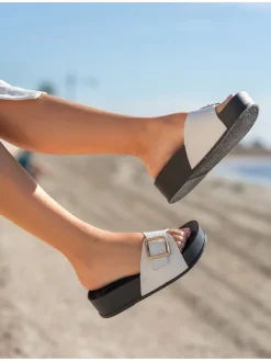 Pantoletten in Weiß