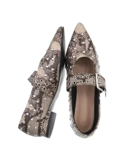 Pump in Beige und Braun