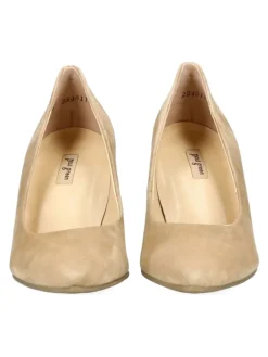 Pumps in Beige