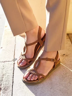 Sandalen in Hellbraun