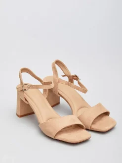 Sandaletten in Beige