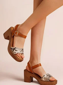 Sandaletten in Braun/ Beige