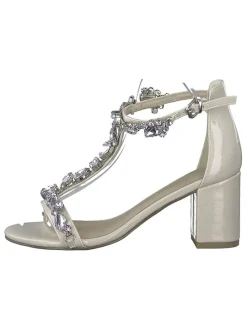 Sandaletten in Creme