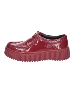 Schnürschuh in bordeaux