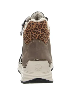 Schnürschuh in braun