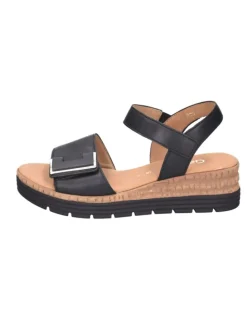 Schnürschuh in schwarz