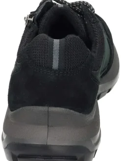 Schnürschuhe in schwarz