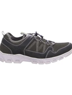 Slipper in forest/vert/cement