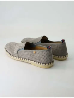 Slipper in Grau