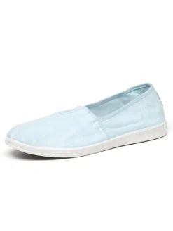 Slipper in Hellblau