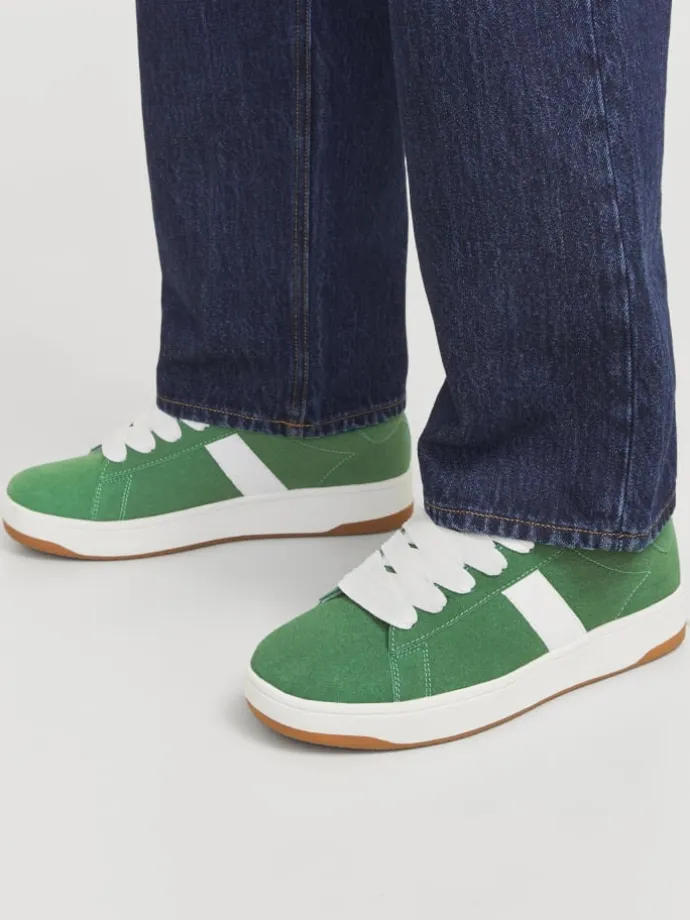 Sneaker in Verdant Green