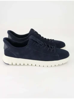 Sneaker low in Blau