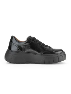 Sneaker low in schwarz