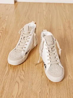 Sneakers in Beige/ Gold/ Creme