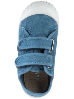 Sneakers in Blau