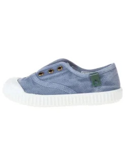 Sneakers in Blau