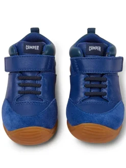 Sneakers in Blau