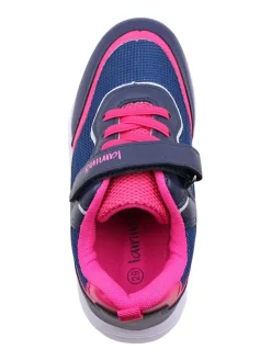 Sneakers in Dunkelblau