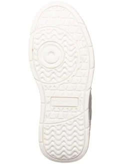 Sneakers in Hellblau