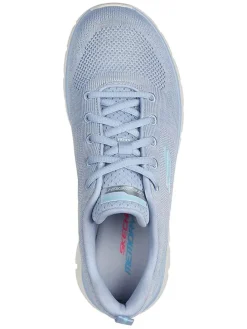 Sneakers in Hellblau