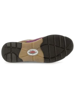 Sneakers in Hellbraun