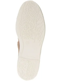 Sneakers in Hellbraun