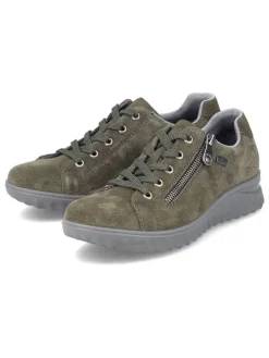 Sneakers in Khaki