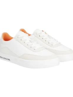 Sneakers in Weiß/ Creme