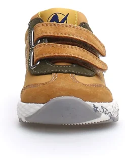 Sneakers "Jesko" in Hellbraun