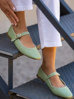 Spangenballerinas in Grün