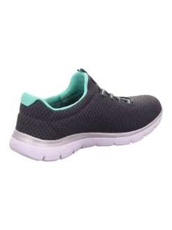 Sportliche Slipper in Grau